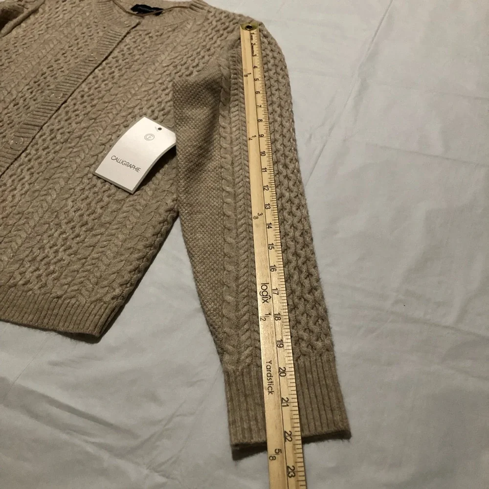 NWT Calligraphie Women’s Long Sleeve Pullover Knit Beige Cardigan Sweater S